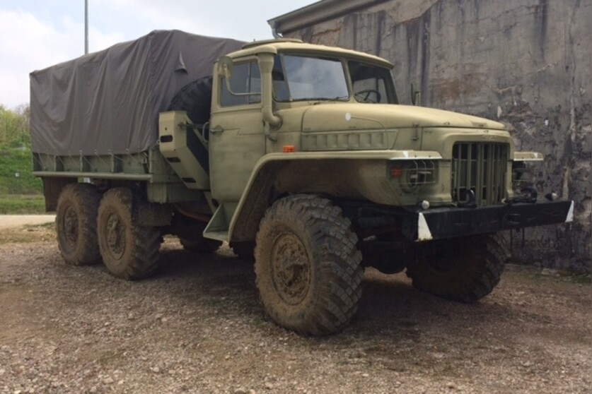 Mitfahren im LKW | Militär-Truck URAL-375