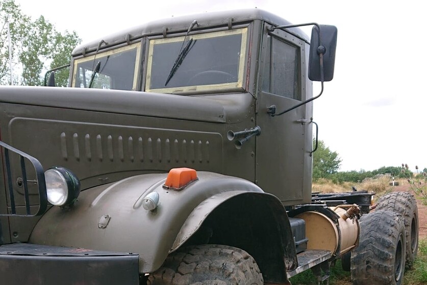 Mitfahren im LKW | Militär-Truck KrAZ-255