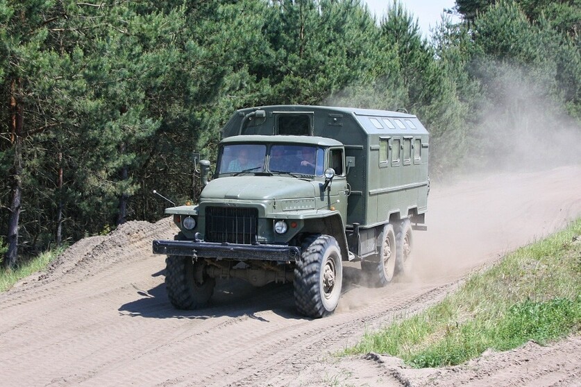 LKW | Militär-Truck selber fahren: URAL (3 Runden)