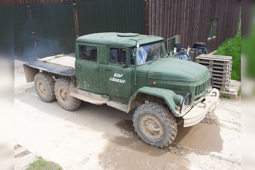 LKW | Militär-Truck ZIL 6x6 fahren