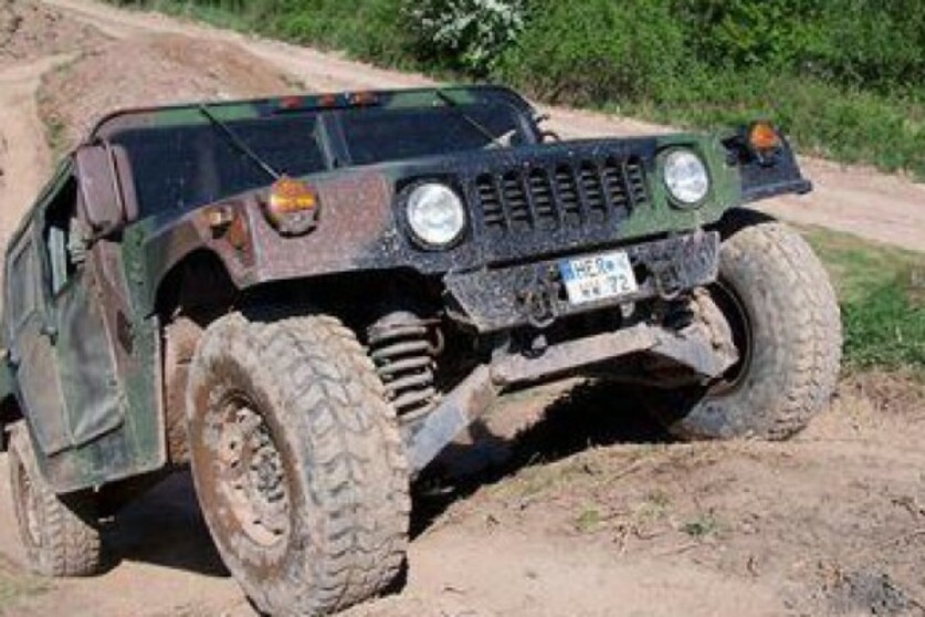 Hummer H1 Offroad fahren