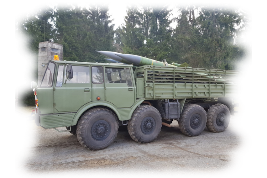 "3-Länder-Tour" Mitfahren im TATRA 813