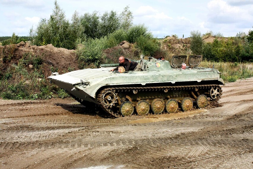 Panzer fahren BMP: Partnergutschein