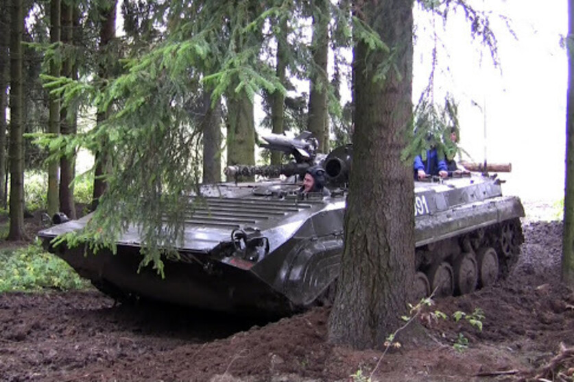 BMP + 2S1 selber fahren