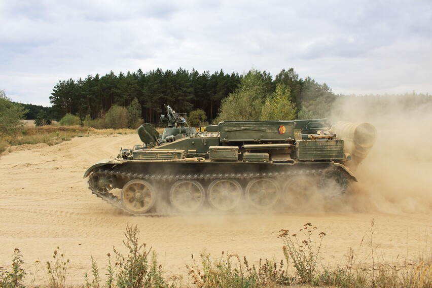 Panzer fahren Bergepanzer T-55