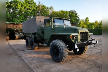 LKW | Militär-Truck fahren URAL-375