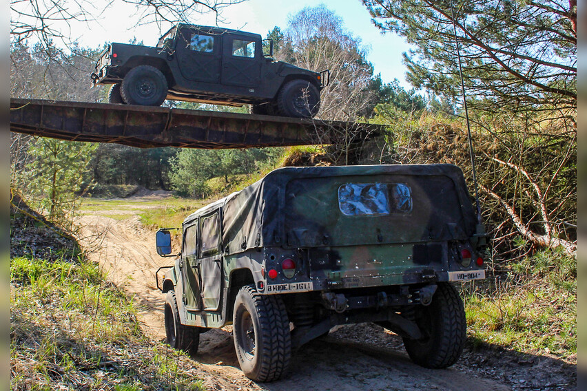 Hummer H1 Offroad fahren