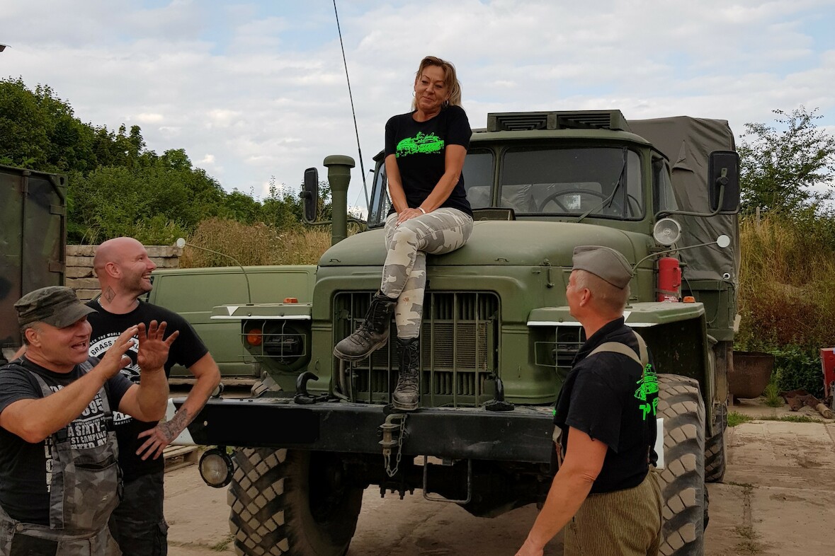 Mitfahren im LKW | Militär-Truck URAL-375