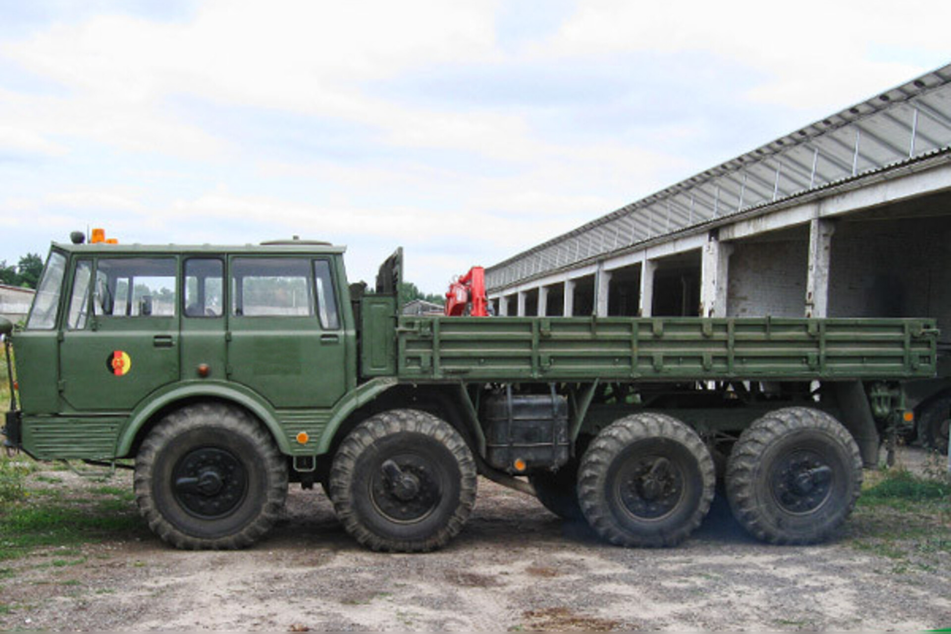 LKW | Militär-Truck selber fahren: Tatra 813 8x8 (3 Runden)