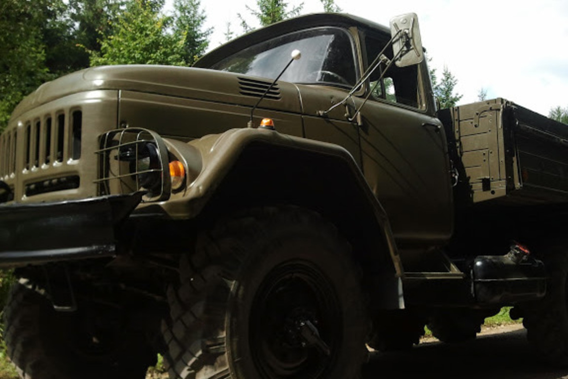LKW (Militärtruck ZIL 131) selber Offroad fahren