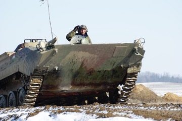 Speedfahrt im Schützenpanzer BMP